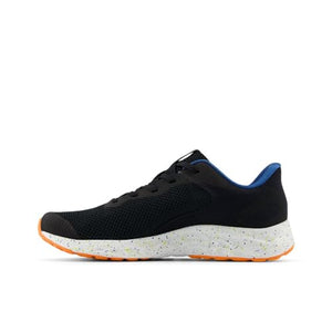 New Balance KIds Arishi Fresh Foam v4 Sneaker, BLACK/BLUE AGATE/BLAZE ORANGE, 5 M Big Kid (8-12 Years)