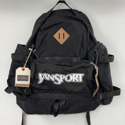 JanSport Seattle Pack – Durable Backpack with Main Compartment, Dual Water Bottle Pockets, Lined Laptop Sleeve, Black