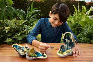 Mattel Jurassic World Rebirth Micro Adventure Playset, Spinosaurus Head Opens to 4 Interactive Features, 3 Micro Figures, Dinosaur Toy